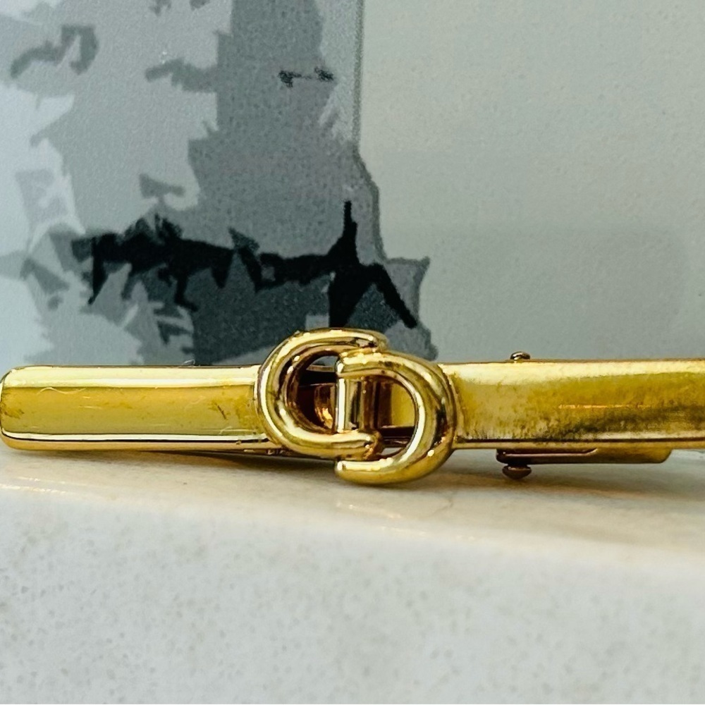 Vintage CHRISTIAN DIOR Tie Stay Clip Holder - Picture 4 of 8